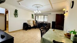 Blk 111 Hwi Yoh Ville (Serangoon), HDB 4 Rooms #566299771
